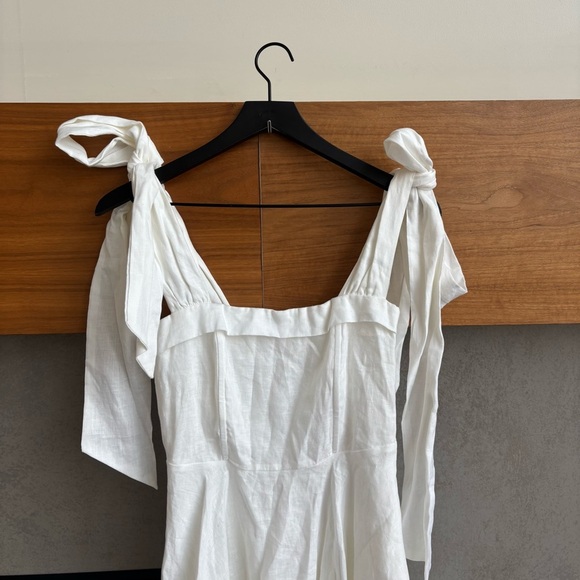 DISSH AISLE LINEN BOW MINI DRESS WHITE, SIZE 4 - Picture 8 of 16